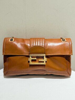 Fendi Baguette Brown Glossy Calfskin Chain Shoulder Bag